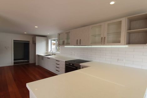 Photo of property in 21 Crispe Road, Clarks Beach, 2122