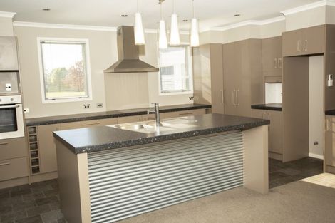 Photo of property in 12 Ludlow Drive, Huntingdon, Ashburton, 7774