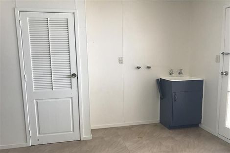 Photo of property in 266-270 Western Hills Drive, Avenues, Whangarei, 0110