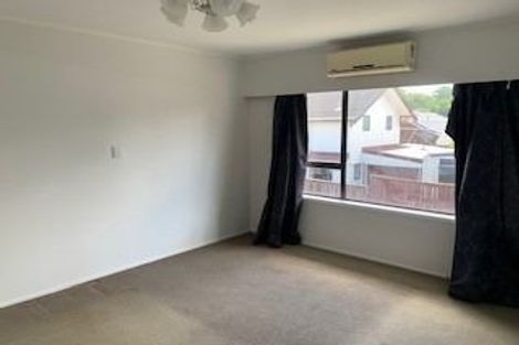 Photo of property in 1/50 Edgeworth Road, Glenfield, Auckland, 0629