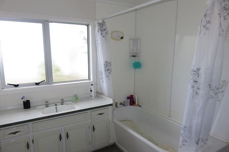 Photo of property in 4/18 Lambley Road, Titahi Bay, Porirua, 5022