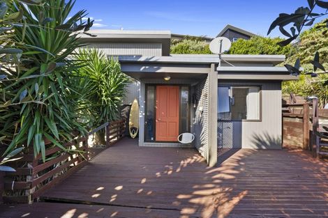 Photo of property in 12 Lavender Close, Spotswood, New Plymouth, 4310