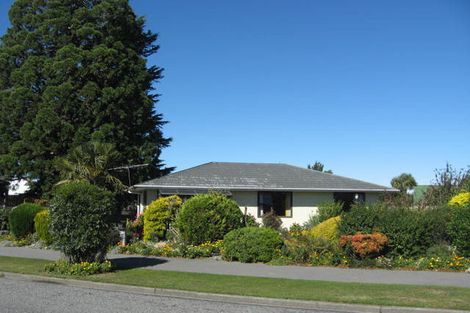 Photo of property in 27 South Belt, Methven, 7730