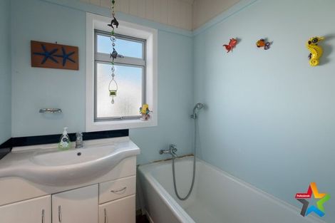 Photo of property in 16 Tatai Road, Bowentown, Waihi Beach, 3177