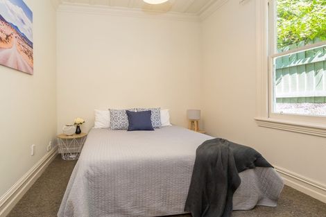 Photo of property in 14 Bridge Street, Clyde Hill, Dunedin, 9011