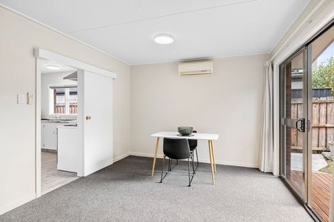 Photo of property in 2/27 Tuirau Place, Ilam, Christchurch, 8041