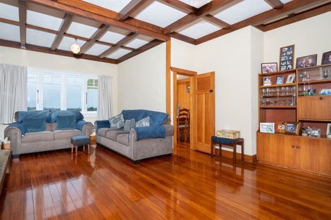 Photo of property in 141 Tawa Road, Kumeu, 0891