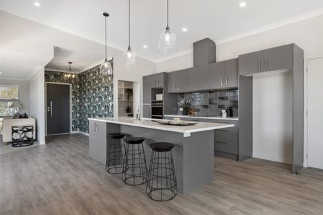 Photo of property in 9 Hanlow Place, Pyes Pa, Tauranga, 3112