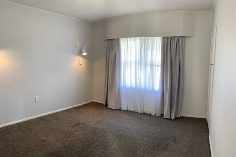 Photo of property in 11 Knighton Road, Hillcrest, Hamilton, 3216