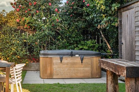 Photo of property in 46b Oceanbeach Road, Mount Maunganui, 3116