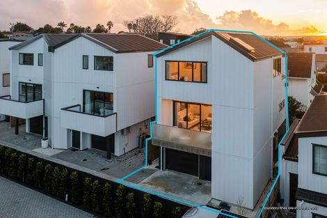 Photo of property in 4/258 Lake Road, Hauraki, Auckland, 0622