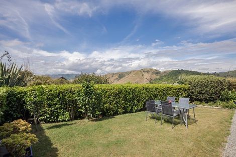 Photo of property in 9 Angus Way, Nikau Valley, Paraparaumu, 5032