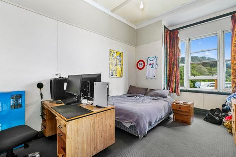 Photo of property in 74 Heriot Row, North Dunedin, Dunedin, 9016
