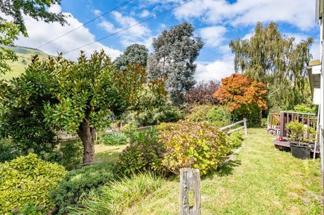 Photo of property in 8 Shadbolts Road, Pigeon Bay, Akaroa, 7583