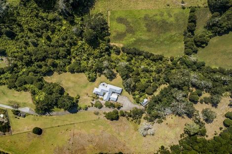 Photo of property in 106 Vaughans Road, Long Bay, Albany, 0792