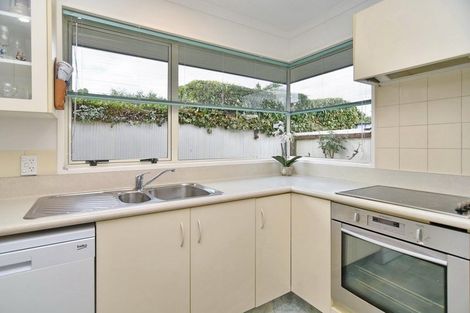 Photo of property in 2/74 Merrin Street, Avonhead, Christchurch, 8042