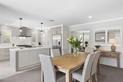 Photo of property in 18 Armstrong Farm Drive, East Tamaki Heights, Auckland, 2016