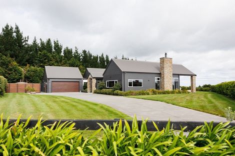 Photo of property in 39 Branksome Place, Aokautere, Palmerston North, 4471