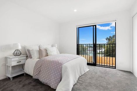 Photo of property in 8/137 Tirimoana Road, Te Atatu South, Auckland, 0602