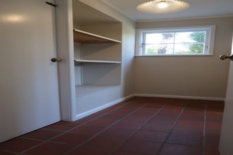 Photo of property in 10 Lucknow Terrace, Khandallah, Wellington, 6035