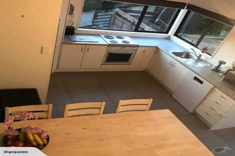 Photo of property in 1/32 Killarney Avenue, Torbay, Auckland, 0630