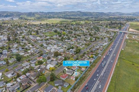 Photo of property in 2/103 Chichester Drive, Rosehill, Papakura, 2113