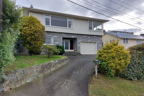 Photo of property in 11 Angell Street, Johnsonville, Wellington, 6037