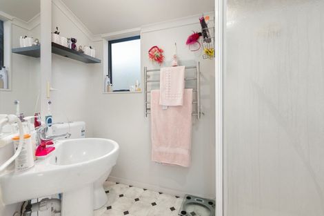 Photo of property in 43a Tawa Street, Mount Maunganui, 3116