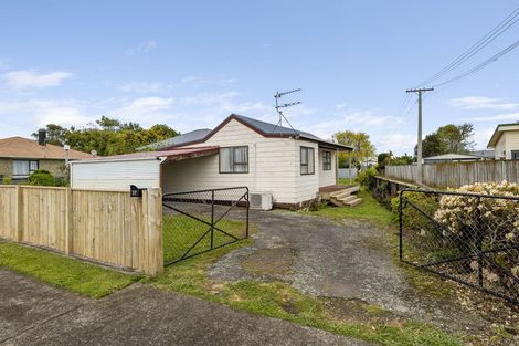 Photo of property in 57 Egmont Street, Hawera, 4610