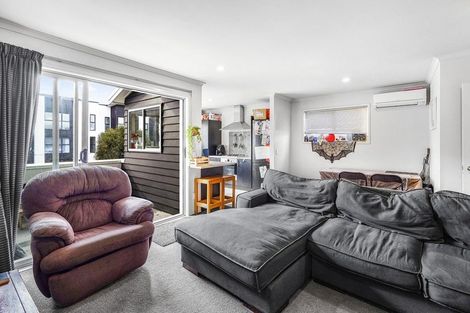 Photo of property in 3a Scotland Place, Hillcrest, Hamilton, 3216