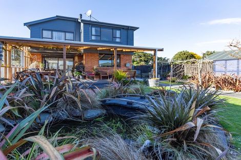 Photo of property in 14 Loris Place, Karoro, Greymouth, 7805