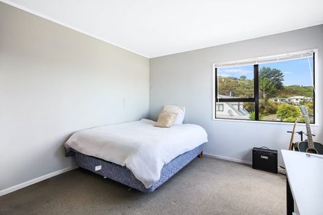 Photo of property in 77 Eskdale Road, Papakowhai, Porirua, 5024