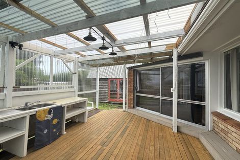 Photo of property in 186 Rangatira Road, Beach Haven, Auckland, 0626