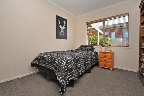 Photo of property in 24 Driftwood Drive, Red Beach, 0932