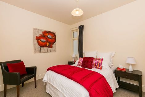 Photo of property in 92 Wallace Street, Mount Cook, Wellington, 6021