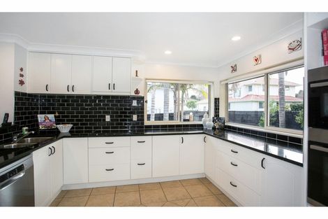 Photo of property in 62a Youngs Road, Papakura, 2110