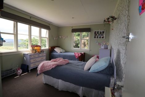 Photo of property in 89 Stout Road, Glenham, Wyndham, 9891