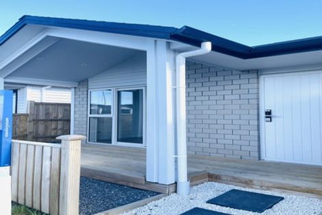 Photo of property in 9 Noia Way, Karaka, Papakura, 2113