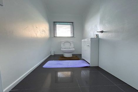 Photo of property in 99 Stanley Road, Glenfield, Auckland, 0629