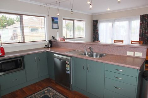 Photo of property in 25 Edinburgh Terrace, Foxton Beach, Foxton, 4815