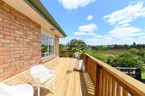 Photo of property in 13a Wharf Road, Te Atatu Peninsula, Auckland, 0610