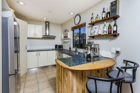 Photo of property in 3a Domain Road, Weymouth, Auckland, 2103