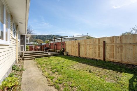 Photo of property in 92 California Drive, Totara Park, Upper Hutt, 5018