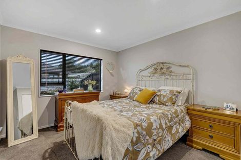 Photo of property in 37 Apple Terrace, Ranui, Porirua, 5024
