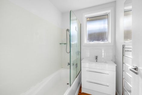 Photo of property in 4 Roswell Place, Islington, Christchurch, 8042