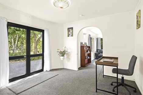 Photo of property in 1556 South Head Road, South Head, Helensville, 0874