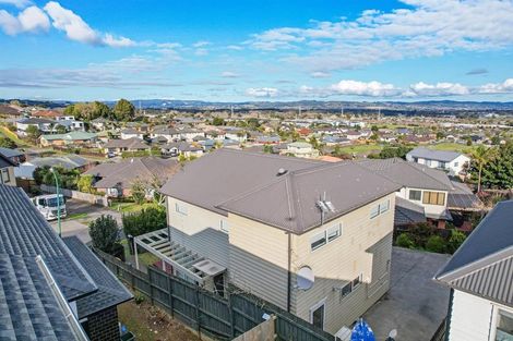 Photo of property in 12 Cairnsvale Rise, Manurewa, Auckland, 2105