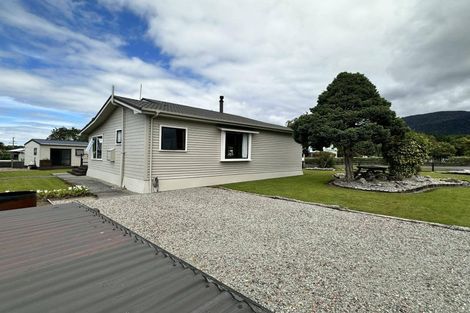 Photo of property in 25 Gow Street, Ross, 7812