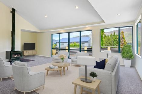 Photo of property in 7 Totara Terrace, Wanaka, 9305