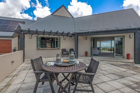 Photo of property in 307 Ngahere Park Road, Turitea, Palmerston North, 4472